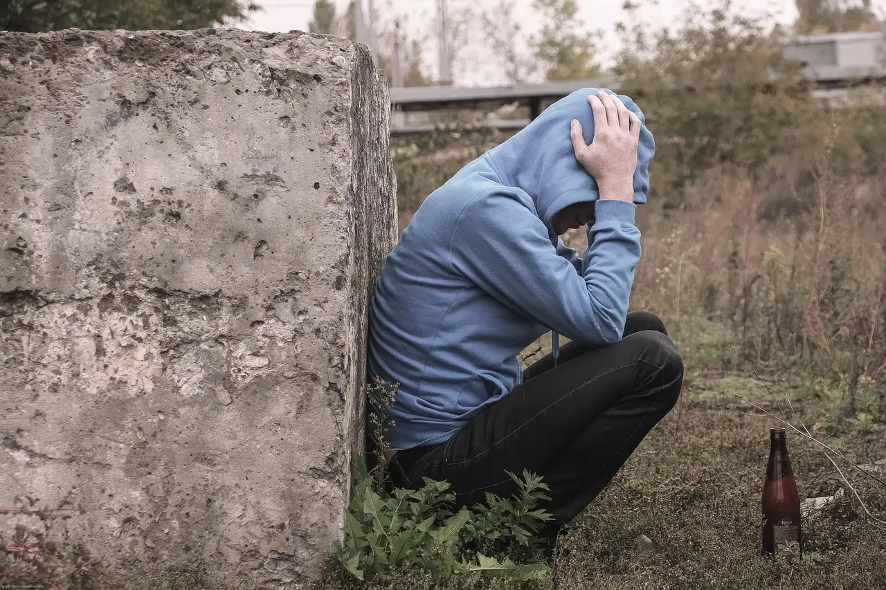 Nierstenen overgeven: oorzaken, symptomen en behandeling